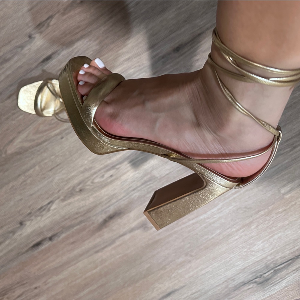 Stradivarius Elegant Gold Strappy Heels